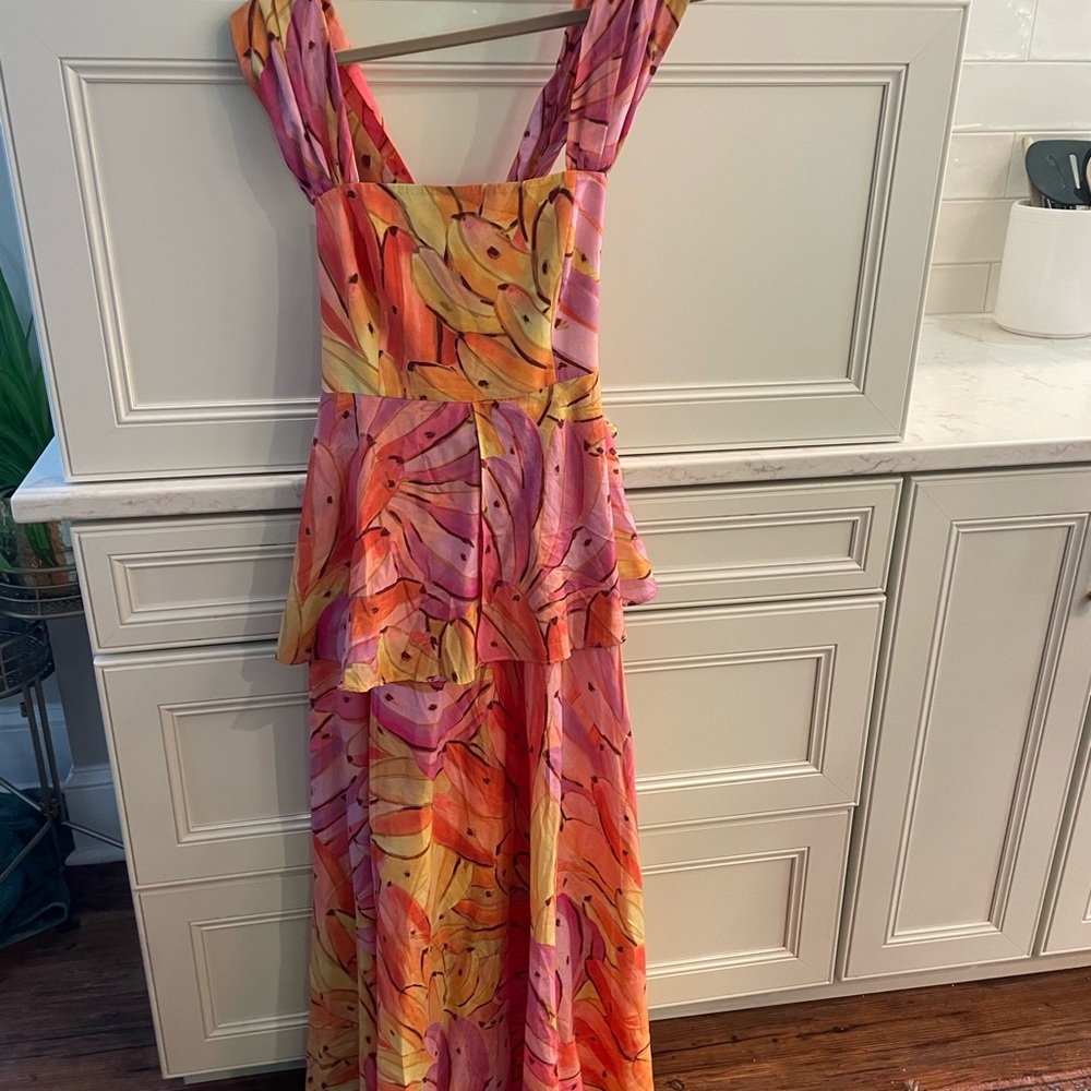 New with tags Farm Rio Pink Ombré Banana Wrap back dress size small